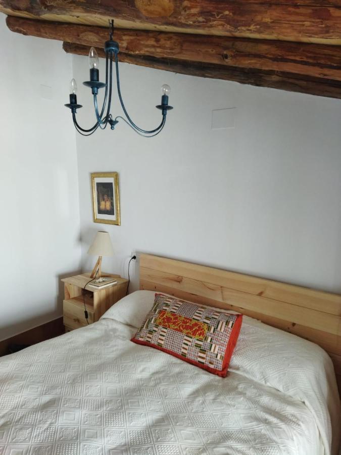 La Casa De La Iglesia Villa La Umbria  ภายนอก รูปภาพ